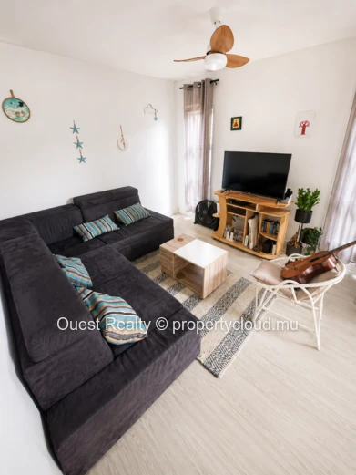 Villa 3 Chambres avec Piscine Privée & Jardin – Albion