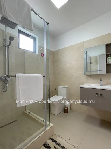 Luxurious Villa For Long Term Rent in Flic en Flac, Mauritius – Sea & Mountain View Rooftop 