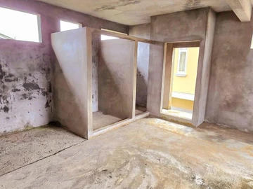 9 Bedroom Villa