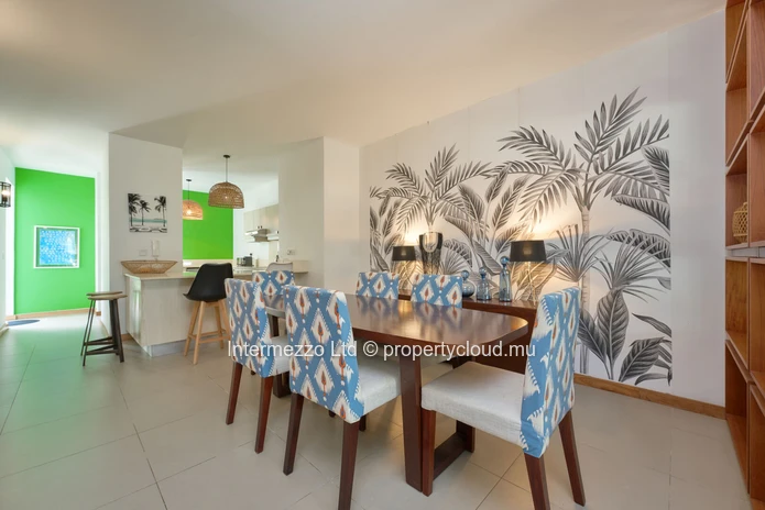 Townhouse 3 chambres à vendre à Péreybère | RES | Plage à pied  | 176 m² |580  000 €