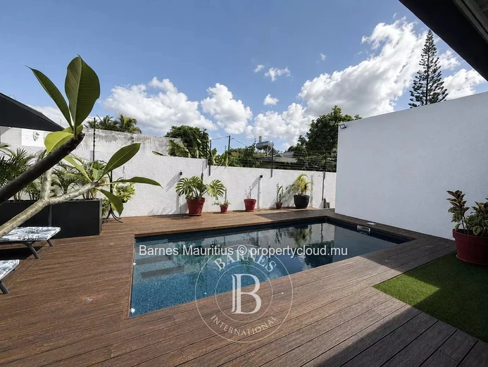 ROCHES BRUNES - Maison familiale avec piscine - 4 chambres