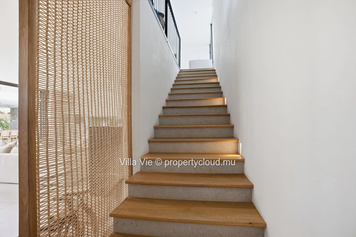 Bois Chandelle – Contemporary 4-Bedroom House