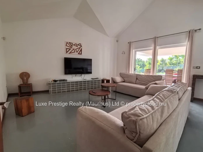Luxury 4-Bedroom Villa with Coin de Mire Views in Domaine de Belle Vue | Spacious Family Home Near Northfields Intern...