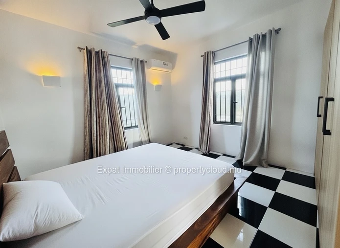 3-Bedroom Flat Overlooking The Garden And Swimming Pool – Near Azuri
