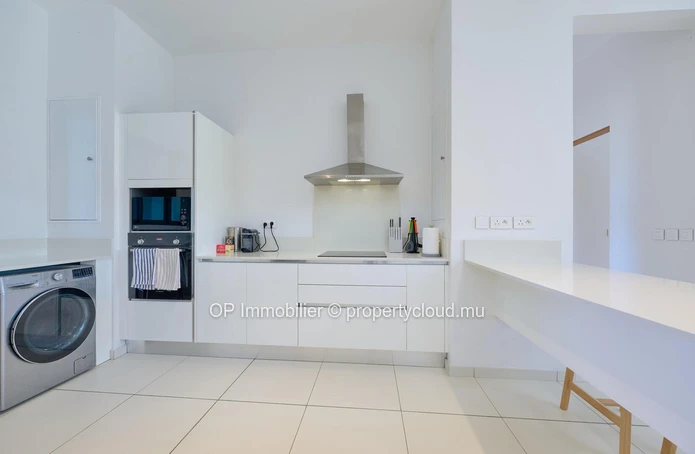 Penthouse PDS 2 chambres avec piscine privée à vendre à Péreybère
