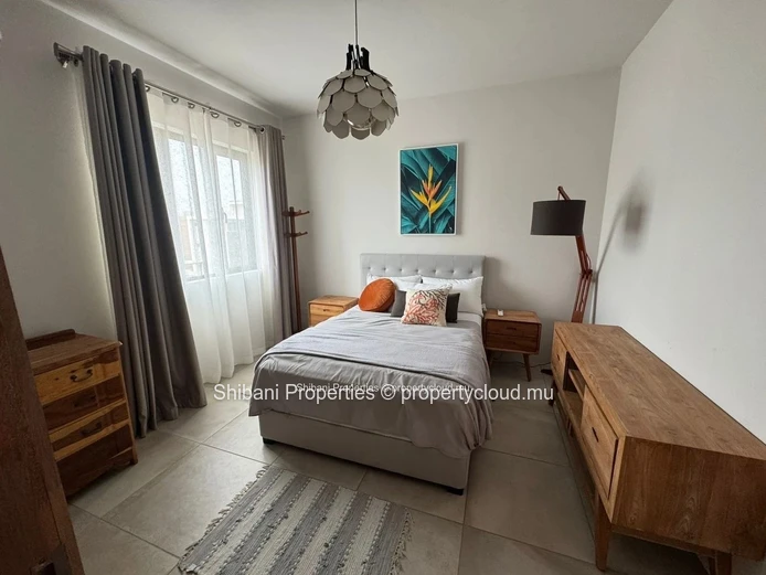 Appartement au Dernier Étage avec Toit-Terrasse Privé