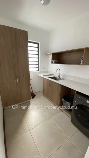 Maison meublée 3 chambres avec piscine à louer à Grand Baie