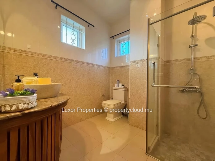 Villa For Rent – Flic En Flac