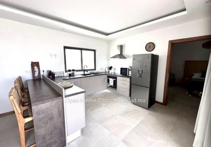 Villa with swimming pool for sale in Mont Mascal, 3 bedrooms