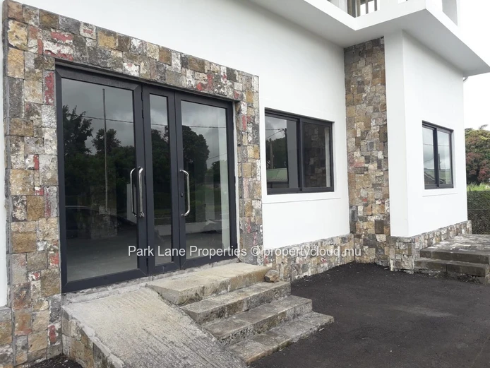 Versatile Building with Residential Potential