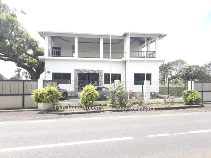 Versatile Building with Residential Potential