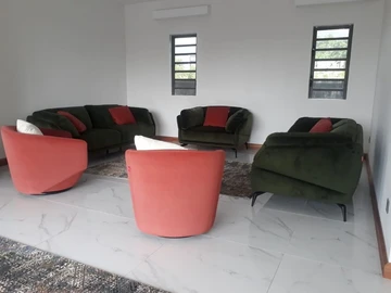  Beautiful House for Sale in Hermitage