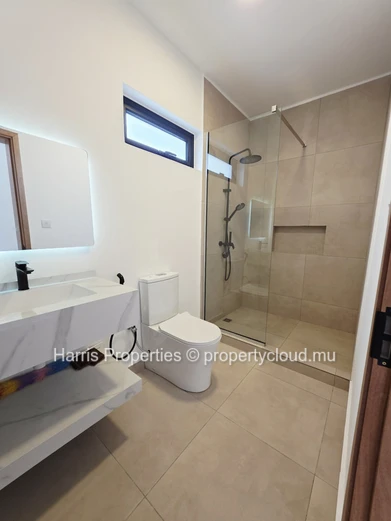 Villa Contemporaine Neuve À Vendre – Grand Baie