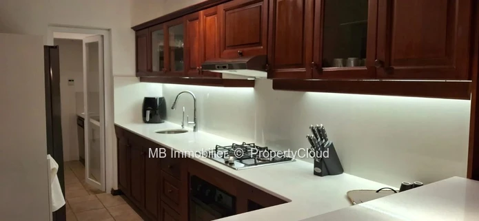 Duplex à louer à Bain Boeuf – 3 chambres avec piscine privée