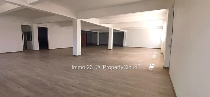 Office - 1000m2 - Port Louis - Ref. BU98616LO