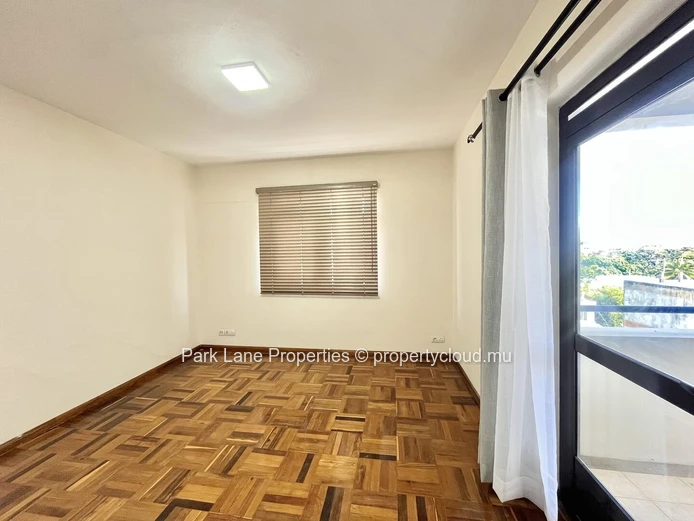 Vivez le confort au sommet – Penthouse meublé à Rose Hill
