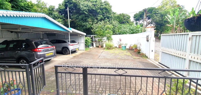 Maison à Vendre – La Caverne, Vacoas 4 Chambres 