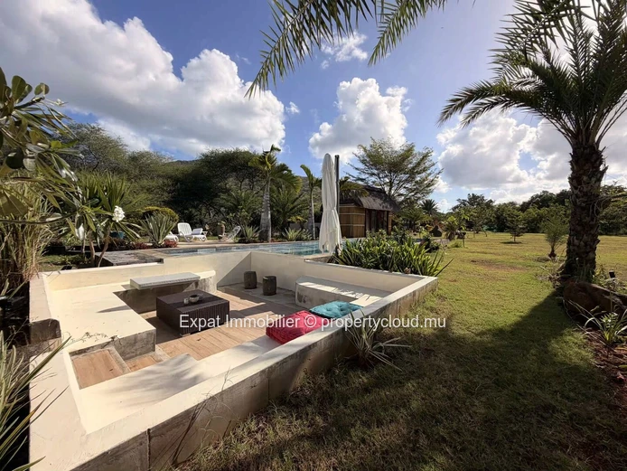 Villa d’exception sur 4 220 m² de terrain à louer – Belouguet, Tamarin