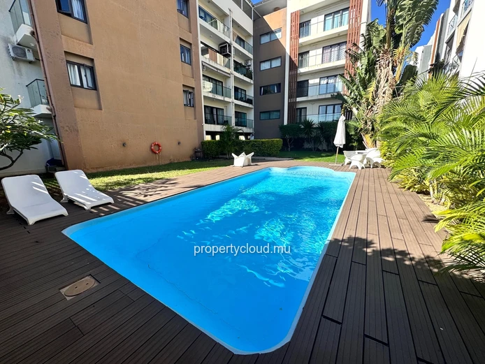 Flic en Flac Ile Maurice Superbe Appartement Meublé à Vendre dans une Résidence Sécurisée avec Piscine