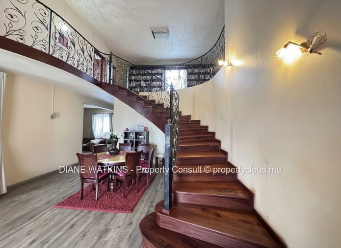 For Rent - Spacious 3 Bedroom Family Home in Wooton