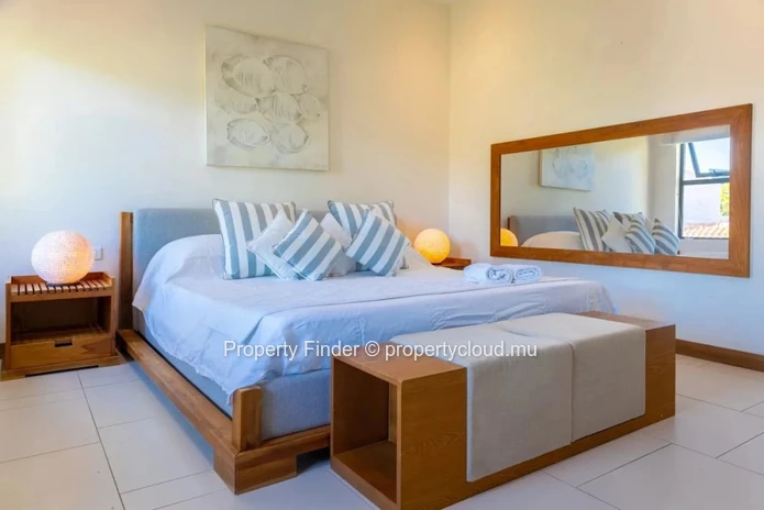 Contemporary Waterfront Apartment with Direct Sea Access 