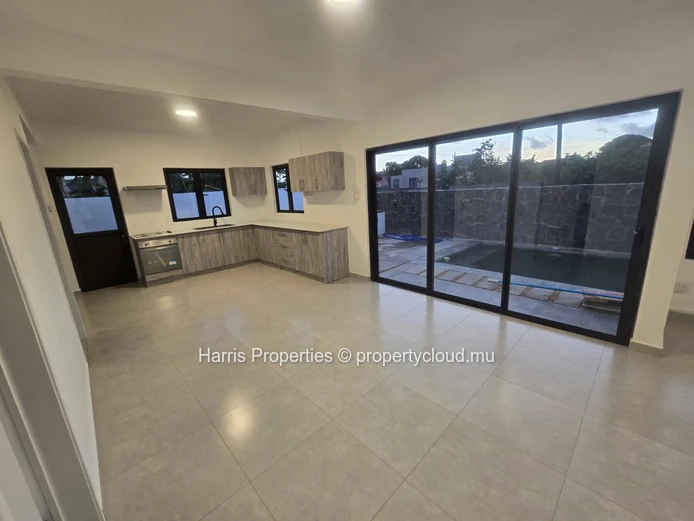 Villa moderne et récente à vendre à Petit Raffray