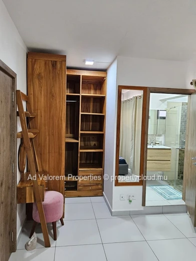 3-Bedroom Duplex for Rent – Flic en Flac