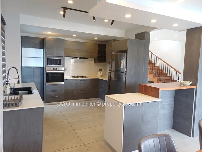  4 bedrooms house with pool in Pereybere