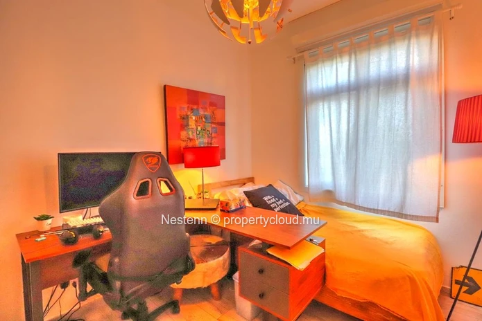 Appartement moderne de 3 chambres à deux pas de la plage 