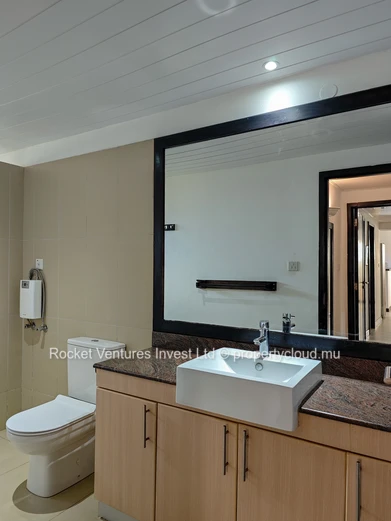 Appartement à Louer – 3 Chambres, Premier Étage
