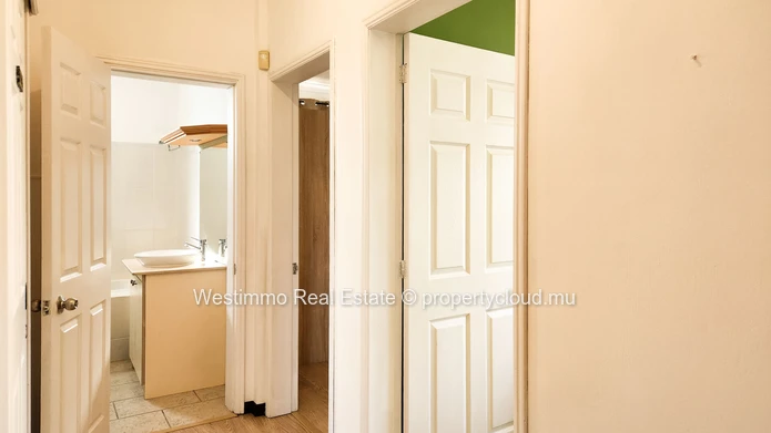 Renovated 3-bedroom apartment for rent in the heart of Tamarin