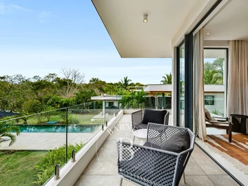 5 Bedroom Villa