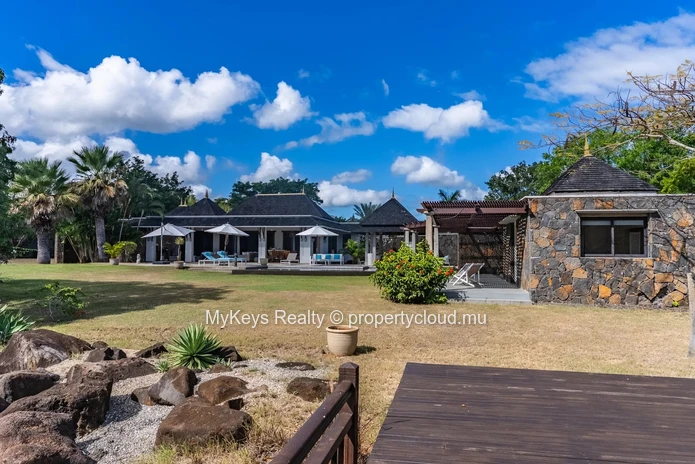Villa d'exception dans un Golf.
