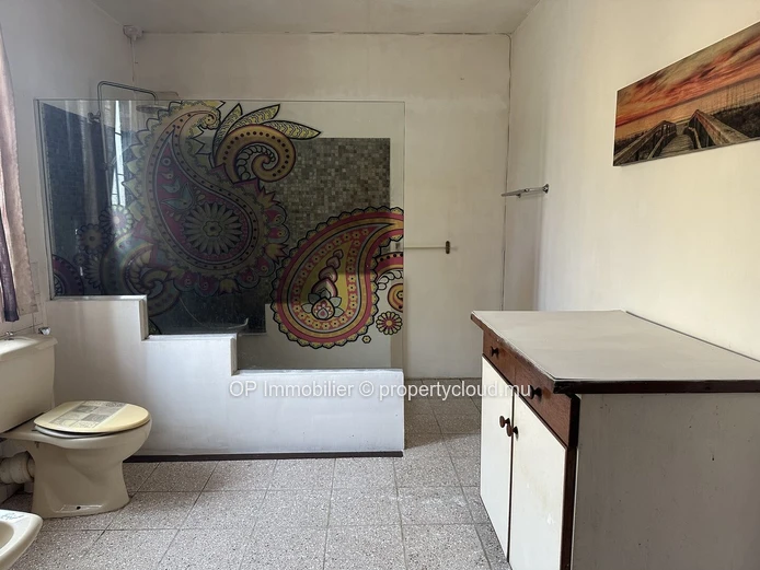 Maison de 3 chambres à vendre à Curepipe avec jardin
