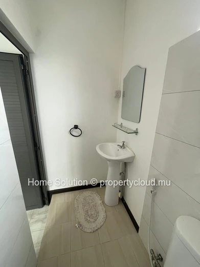 3 bedroom and 2 bathroom apartment