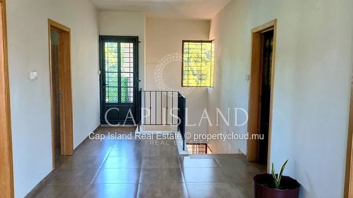 Charmante et moderne villa de 3 chambres à louer – Trou aux Biches