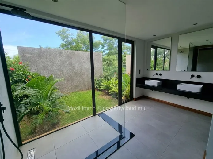 Sumptuous real estate program under construction, Balaclava