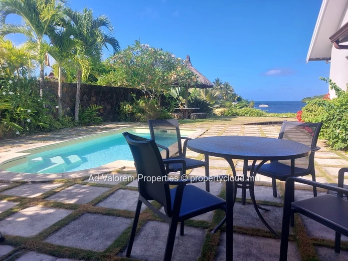 Maison à louer à Providence-sur-Mer – Vue mer & cadre côtier exclusif