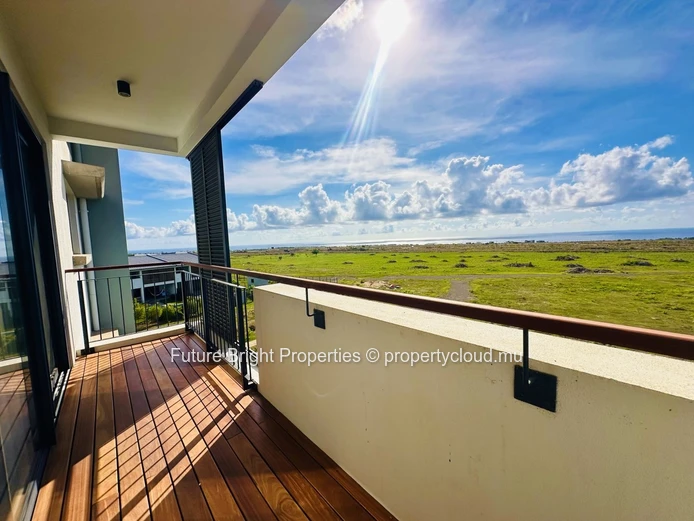 Modern & Stylish Apartment for Rent at The Grove, Cascavelle A Peaceful Haven with Spectacular Ocean & Mountain Views