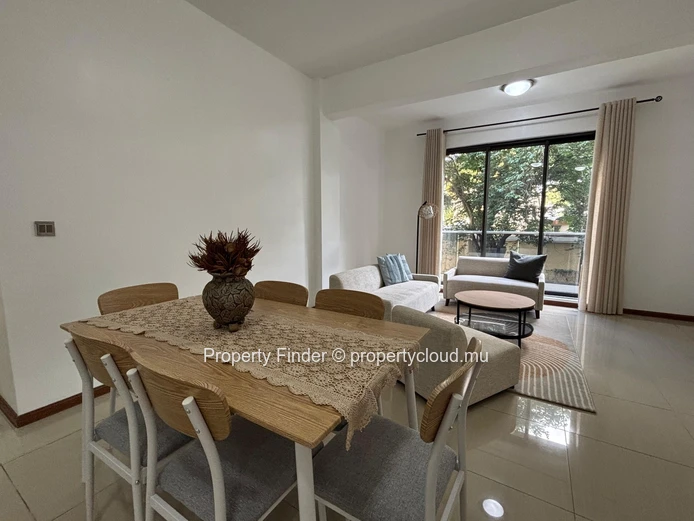 Appartement rénové de 3 chambres au centre de Beau Bassin