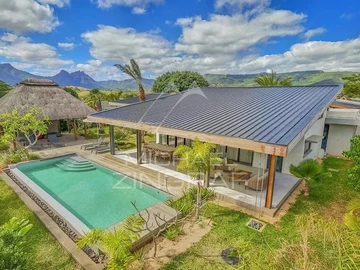 4 Bedroom Villa