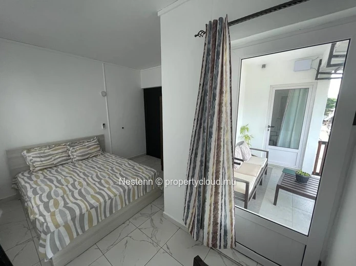 Studio de 1 chambre de 70 m² climatisé moderne proche des commodités