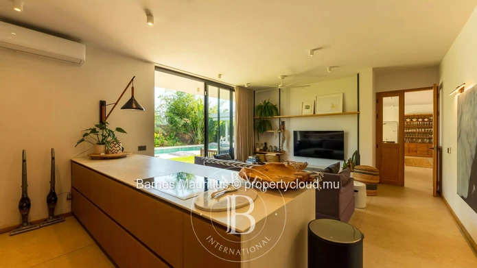 MONT CHOISY - Luxury Villa with swimming pool - 4 bedrooms