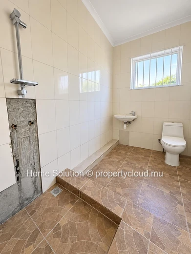 À Vendre – Appartement Au Premier Étage