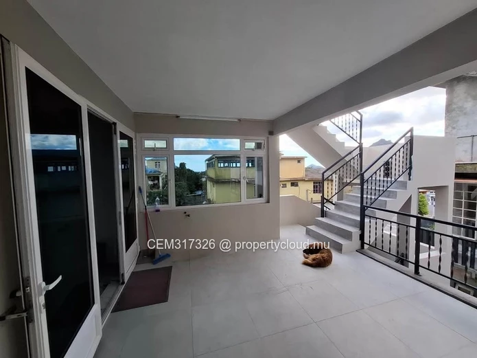 Brand New 1 Bedroom Furnished Apartment for Rent – Candos, Quatre-Bornes 