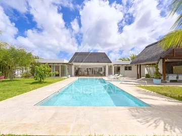 5 Bedroom Villa