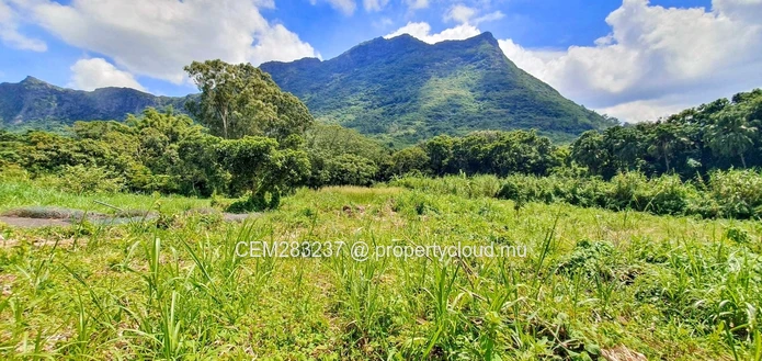 Land For Sale in Chantenay, Moka