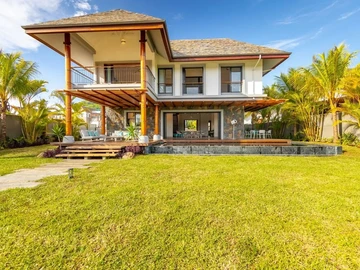 5 Bedroom Villa