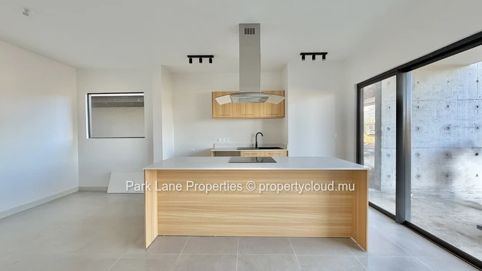 Appartement de luxe de 3 chambres avec jardin.