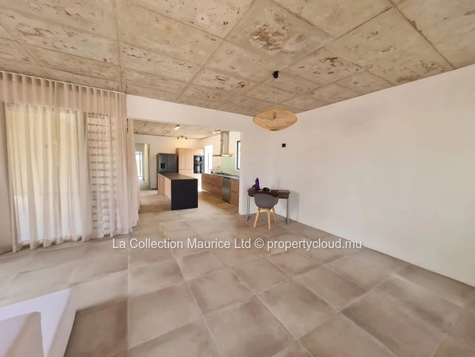 Villa | Tamarin | Close to Schools